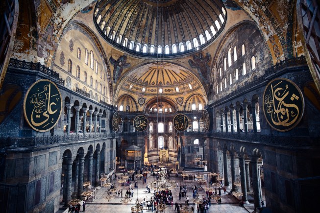 Hagia Sophia Interior (Ayasofya) - Istanbul