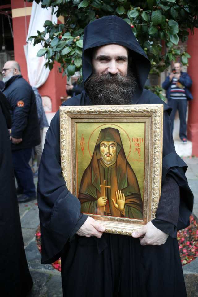 Saint Nikephoros the Leper appears in Bulgaria and protects from Coronavirus